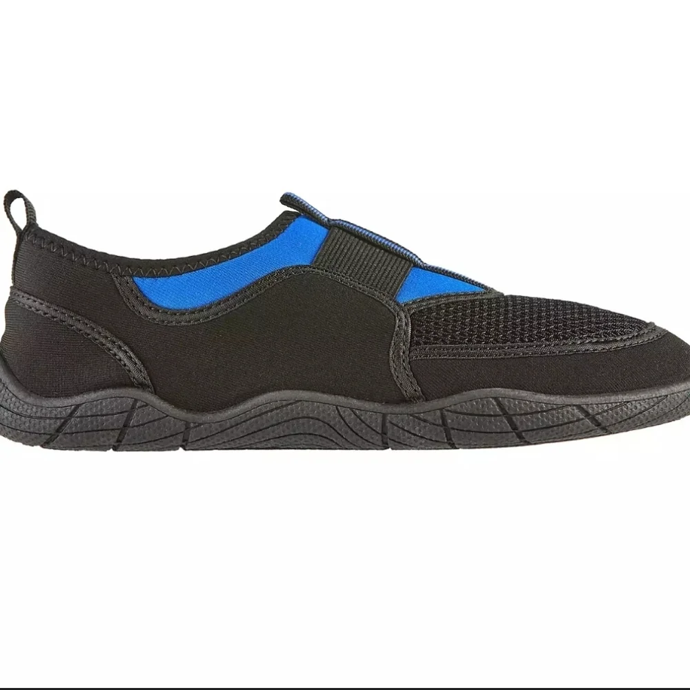 O'Rageous Boys' Drainage Aquasock Water Shoes